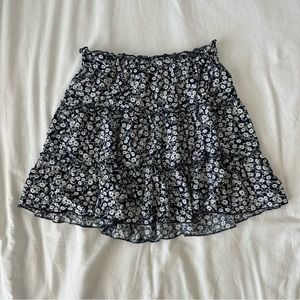 Floral Lettuce-Edge Mini Skirt Women’s Small